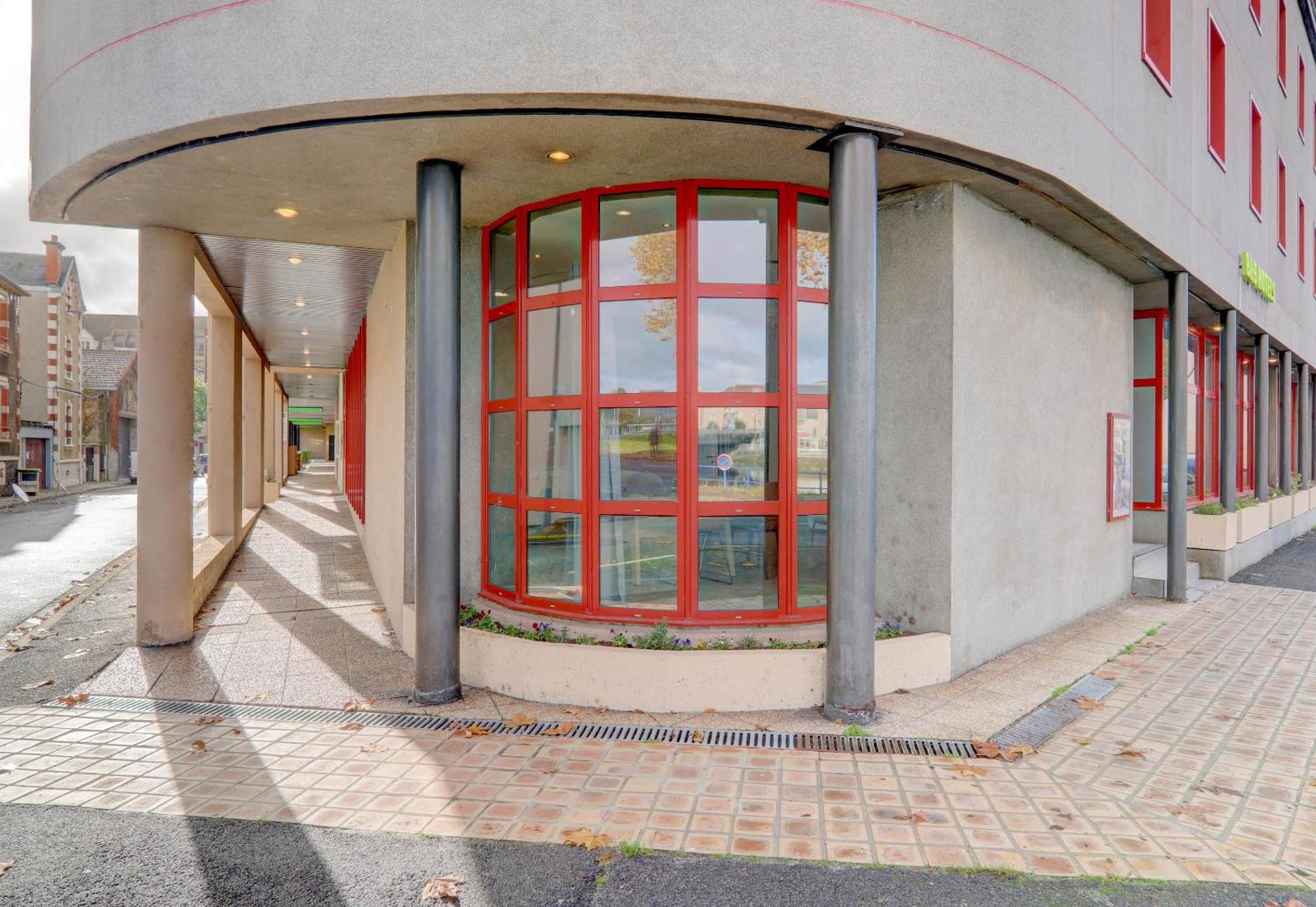 B&B Hotel Montlucon Centre Exterior photo